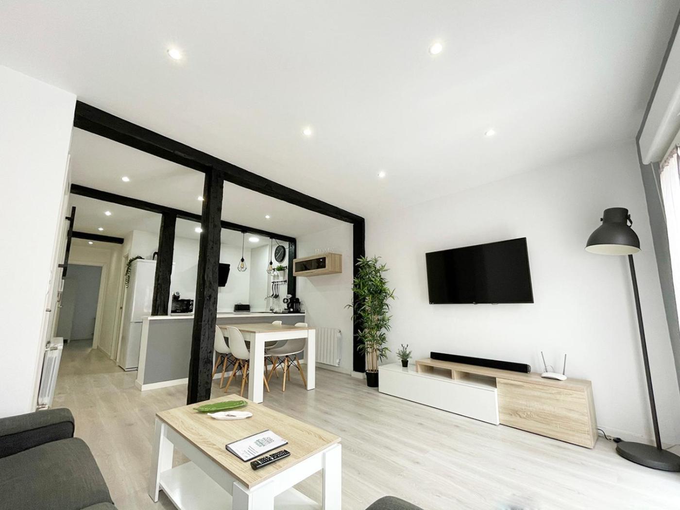 Luminoso Apartamento En Pleno Centro De Santander Esterno foto