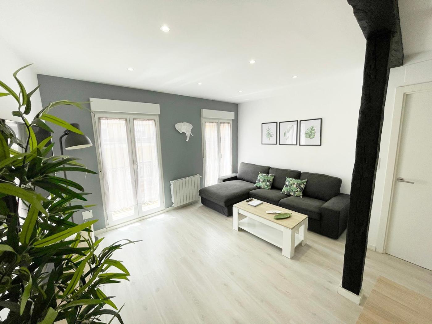 Luminoso Apartamento En Pleno Centro De Santander Esterno foto